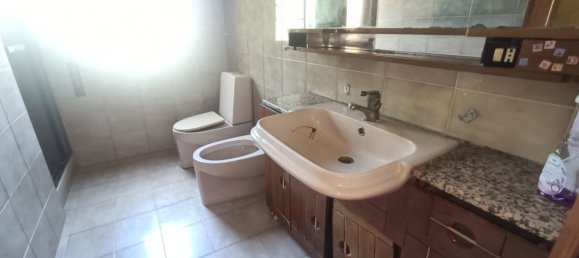 4 rooms Apartment in Celle Ligure, Italy No. 8728 8