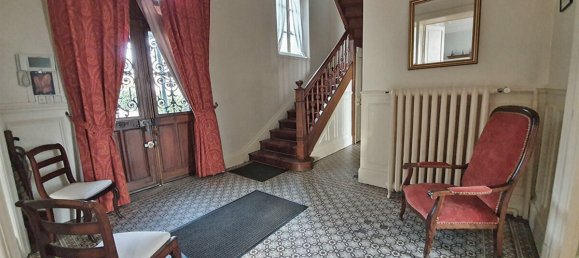 6 bedrooms House in Blois, France No. 88636 2