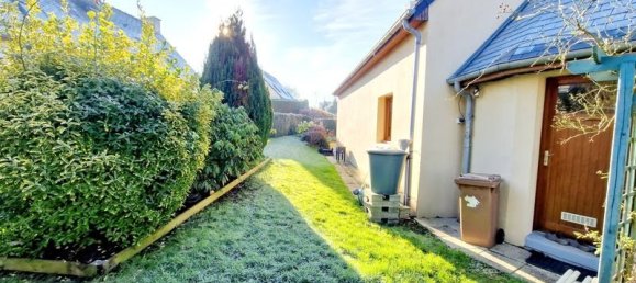 4 bedrooms House in Saint-Lo, France No. 192589 6