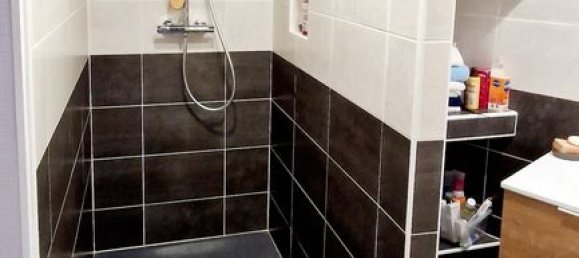 4 bedrooms House in Saint-Lo, France No. 192589 15