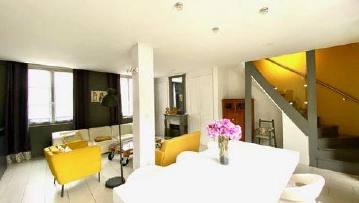 6 bedrooms House in Beauvais, France No. 8875