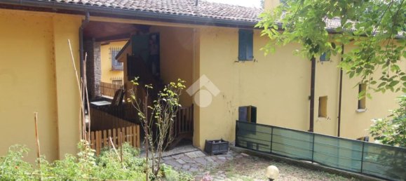 2 bedrooms Apartment in Marzabotto, Italy No. 347694 2