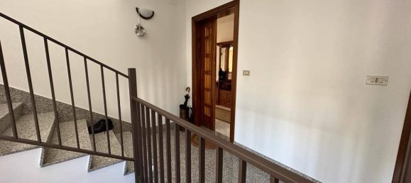5-Zimmer Wohnung in Corsano, Italy, Nr. 74183 6