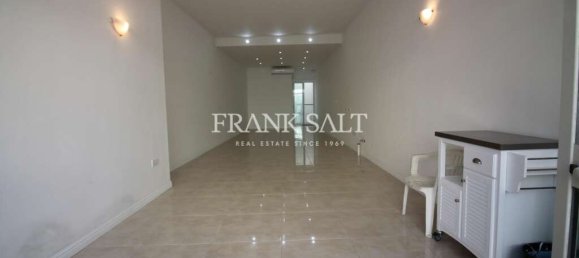 57m² Office in Saint Julian's, Malta No. 13569 2