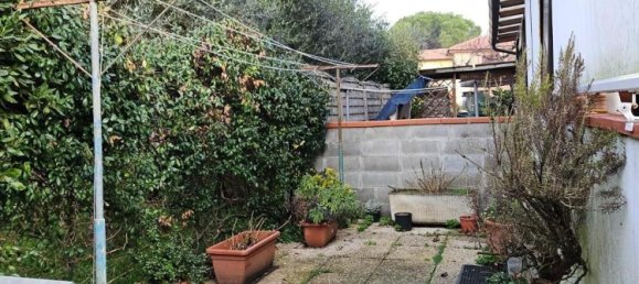 5 rooms House in San Giuliano Terme, Italy No. 85251 16