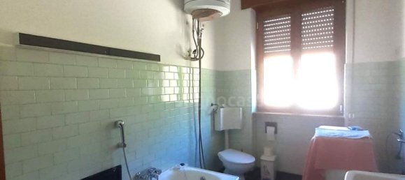 Дом с 10 комнатами в Клузоне, Италия № 86655 10