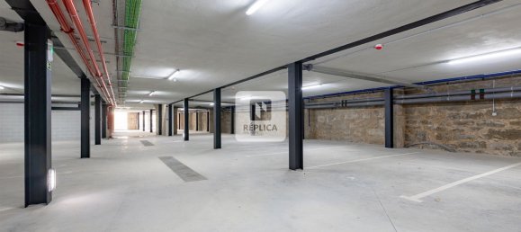 1628m² Building in Porto, Portugal No. 146089 8