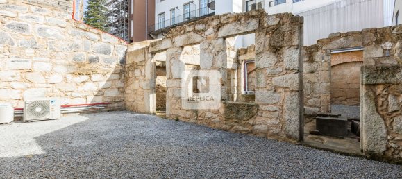 1628m² Building in Porto, Portugal No. 146089 15