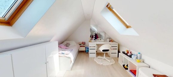 4 bedrooms House in Montfermeil, France No. 354710 11