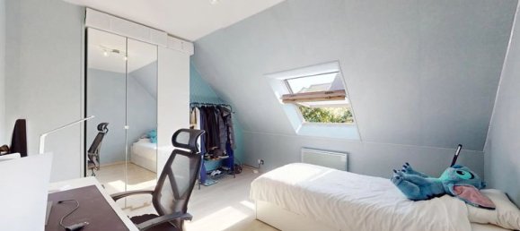 4 bedrooms House in Montfermeil, France No. 354710 9