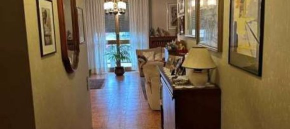 Квартира с 4 спальнями в Верчелли, Италия № 364501 4