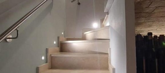 Дом с 7 комнатами в Капрая э Лимите, Италия № 17643 11