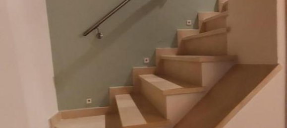 Дом с 7 комнатами в Капрая э Лимите, Италия № 17643 10