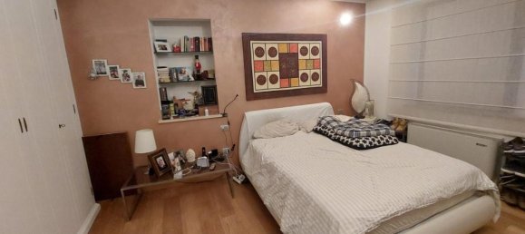 Дом с 7 комнатами в Капрая э Лимите, Италия № 17643 14