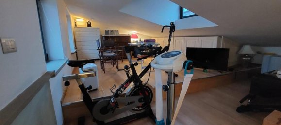 Дом с 7 комнатами в Капрая э Лимите, Италия № 17643 16