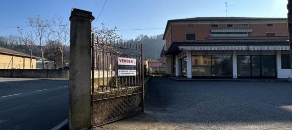 Casa de 10 habitaciónes en Capriolo, Italy No. 149642 17