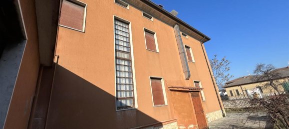 Casa de 10 habitaciónes en Capriolo, Italy No. 149642 2