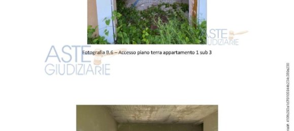 2 bedrooms House in Scoppito, Italy No. 352844 13