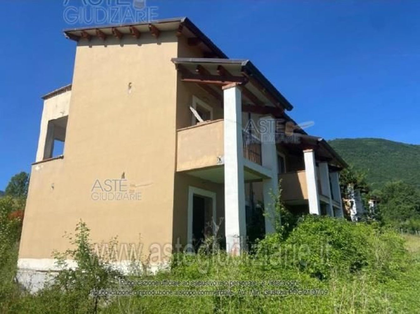 2 bedrooms House in Scoppito, Italy No. 352844