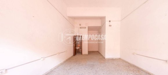 Imóvel comercial de 1 divisão em Rome, Italy N.º 293162 2