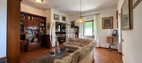 5 rooms Villa in Montelupo Fiorentino, Italy No. 182783 8