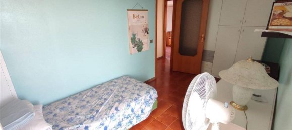 5 rooms Penthouse in Catania, Italy No. 108013 15