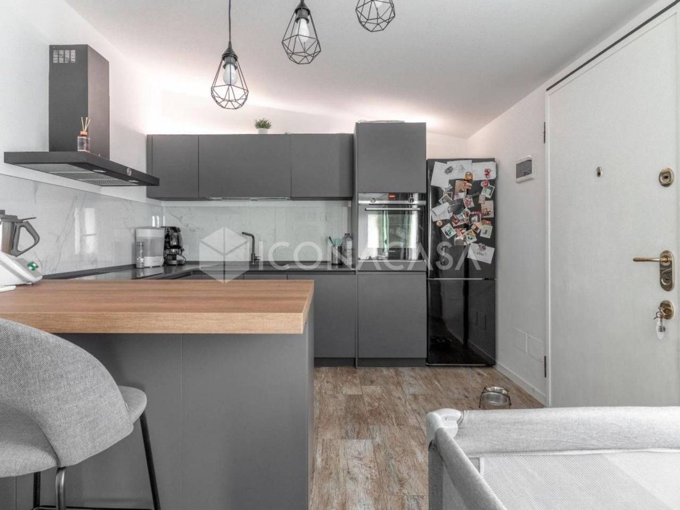 3 bedrooms Apartment in Milan, Italy No. 392557