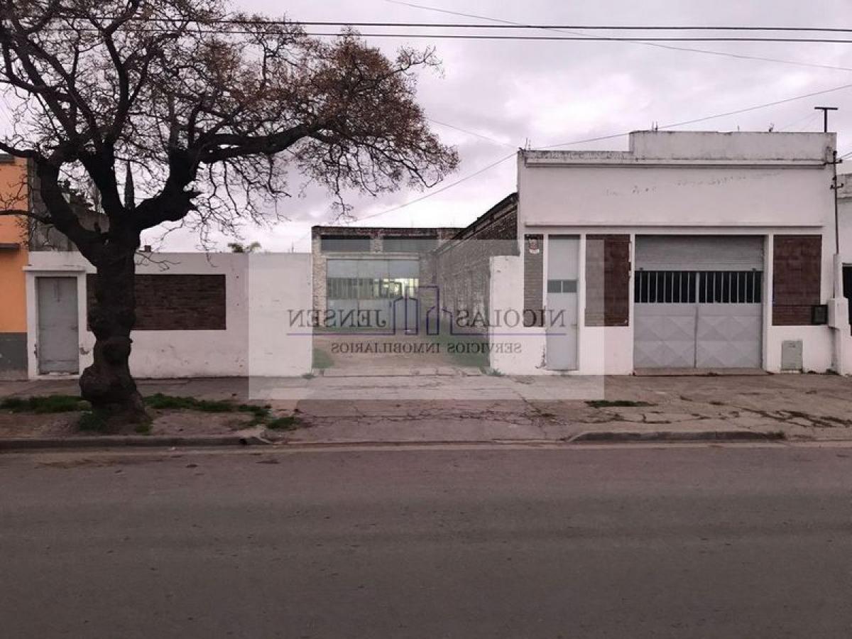 1150m² Building in Buenos Aires, Argentina No. 105159