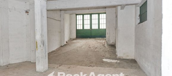 809m² Commercial property in Genoa, Italy No. 12779 11