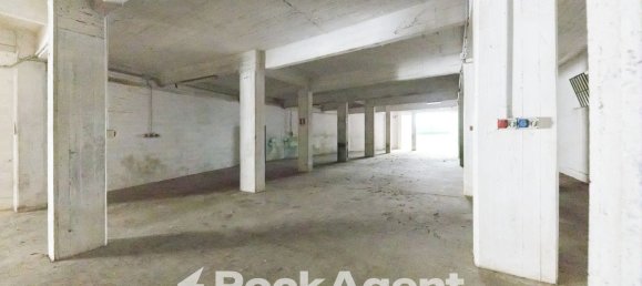 809m² Commercial property in Genoa, Italy No. 12779 22