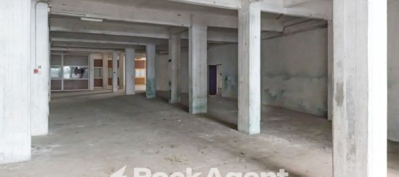 809m² Commercial property in Genoa, Italy No. 12779 9