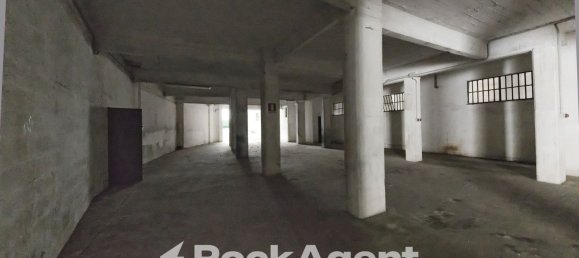 809m² Commercial property in Genoa, Italy No. 12779 21