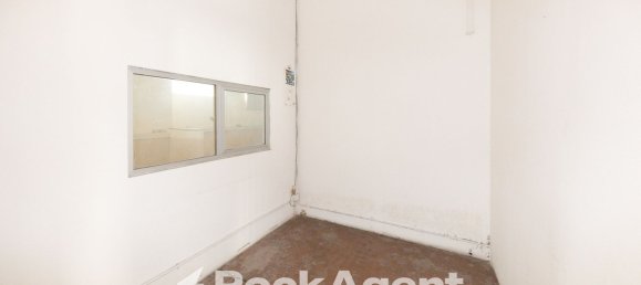 809m² Commercial property in Genoa, Italy No. 12779 10