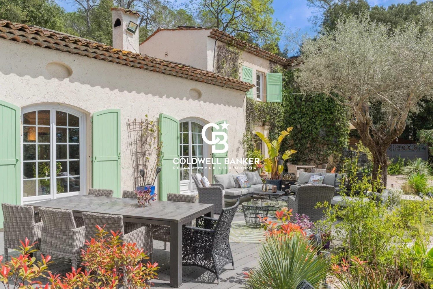 Villa T5 em Roquefort-les-Pins, France N.º 298402