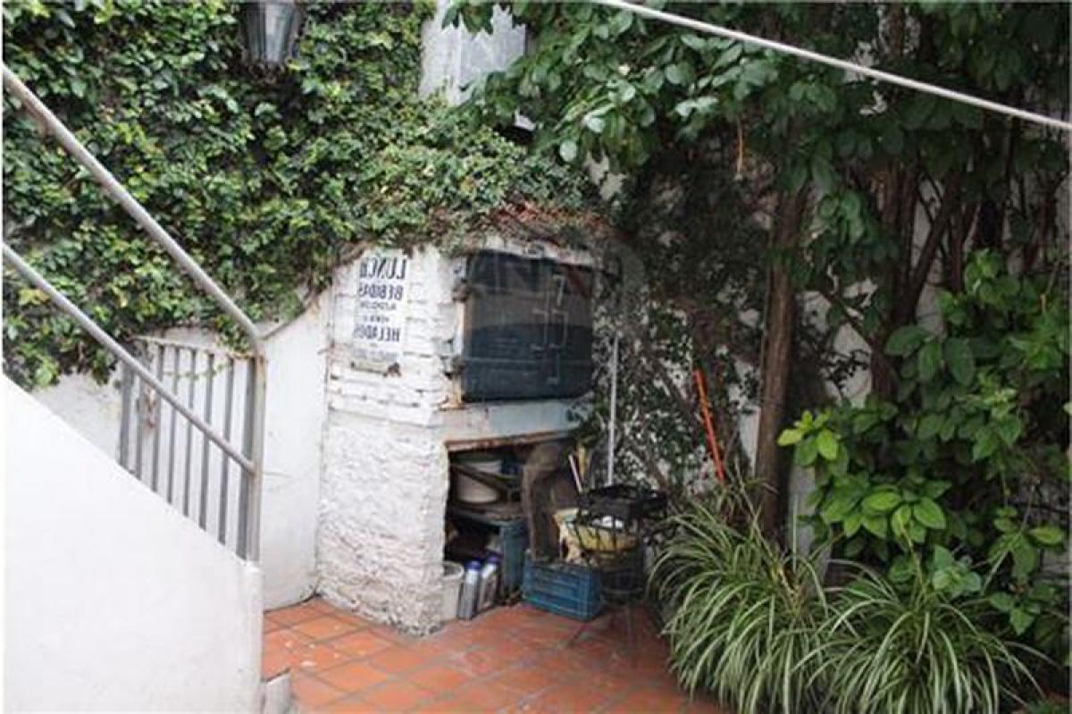 Casa de 3 dormitorios en Buenos Aires, Argentina No. 88843