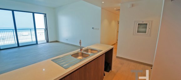 2 bedrooms Apartment in Jumeirah, UAE No. 28896 3
