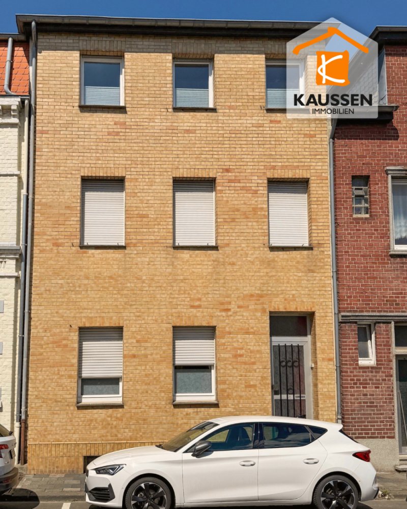 Дом с 4 спальнями в Ахен, Германия № 319921