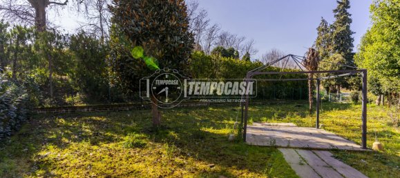 6 bedrooms House in Civitanova Marche, Italy No. 361496 22