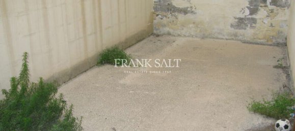 Ladenlokal in Birkirkara, Malta 187m², Nr. 12545 3