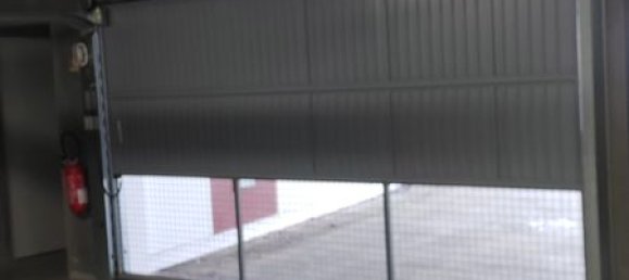  Garage in Poisy, France No. 286486 2