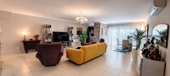 4 Schlafzimmer Stadthaus in Albufeira, Portugal, Nr. 132834 5