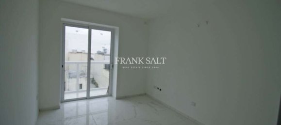 4 chambres Appartement à Pieta, Malta No. 4448 5