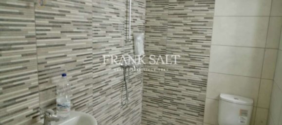 4 chambres Appartement à Pieta, Malta No. 4448 8