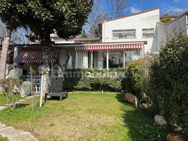 Casa de 4 dormitorios en San Lazzaro di Savena, Italy No. 351919