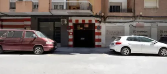  مرآب في Granada, Spain 16متر مربع رقم 175291 2