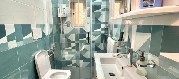 3-salle Appartement à Pozzuoli, Italy No. 181569 7