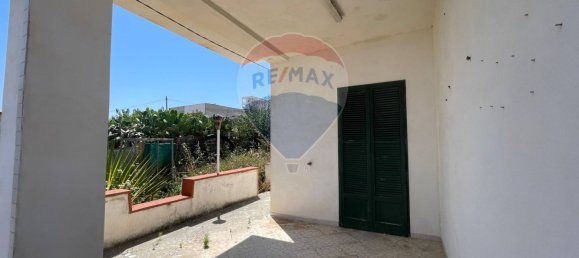 3 Schlafzimmer Villa in Alcamo, Italy, Nr. 362020 33