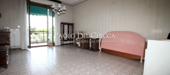 4 bedrooms Apartment in Livorno, Italy No. 338938 3