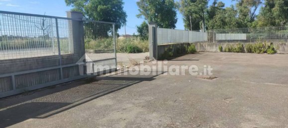 Склад с 5 комнатами в Сабаудия, Италия № 47733 37