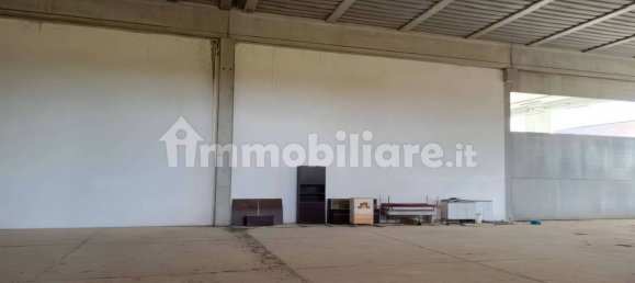 Склад с 5 комнатами в Сабаудия, Италия № 47733 21